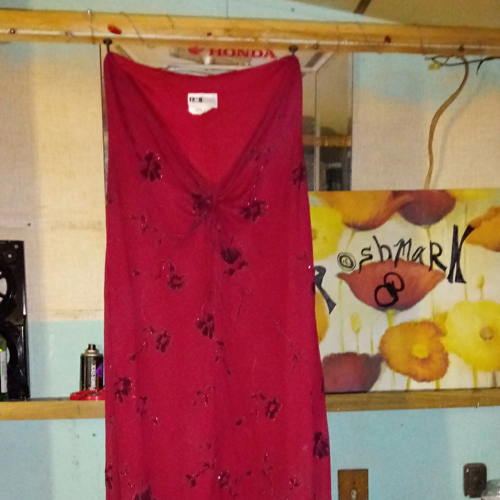 Red party dress